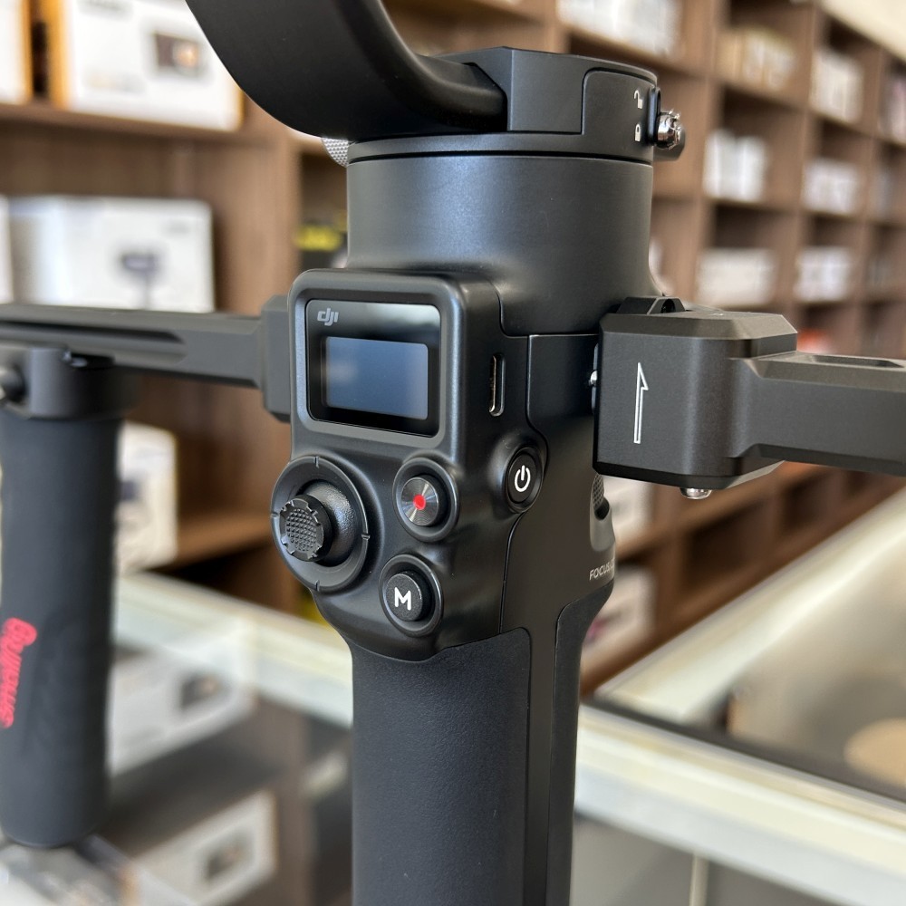DJI Ronin SC2 with Dual Handle Handgrip *Pre-Owned*