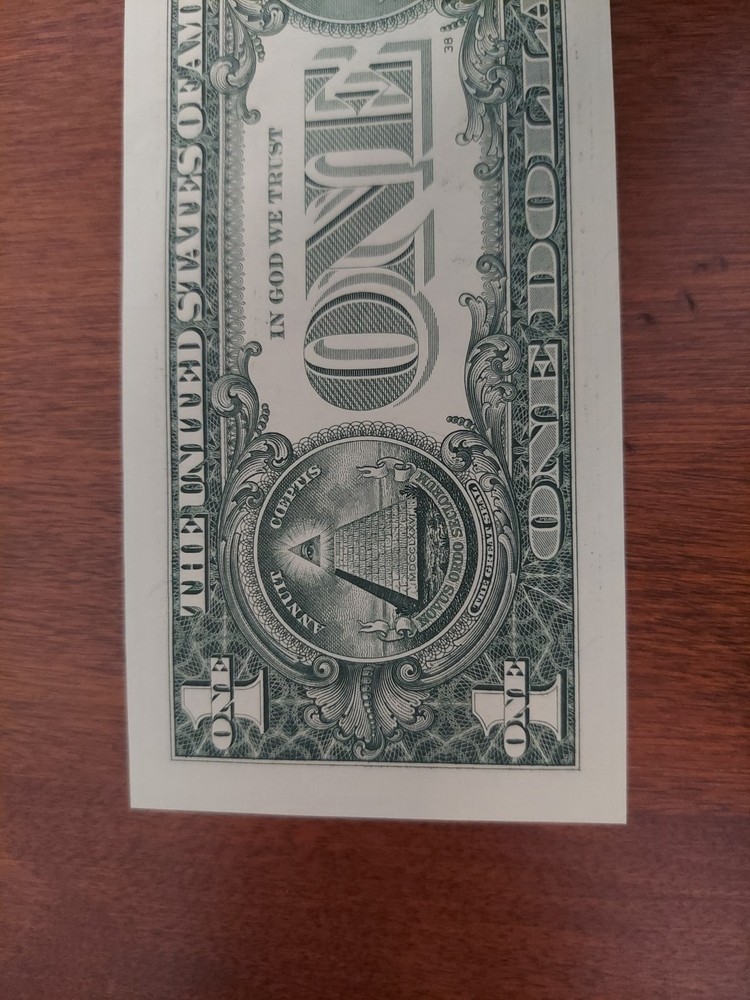 **Uncirculated 2017 *Rare *Error* Solid Starnote .(1dollar) 1 Solid /1 Hollow**