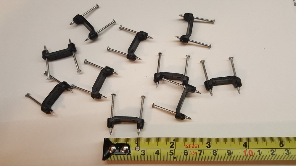 2 nail hard plastic clip - hardware 10 PACK
