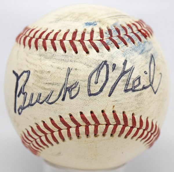 Buck ONeiI Single Signed Baseball 8 690820