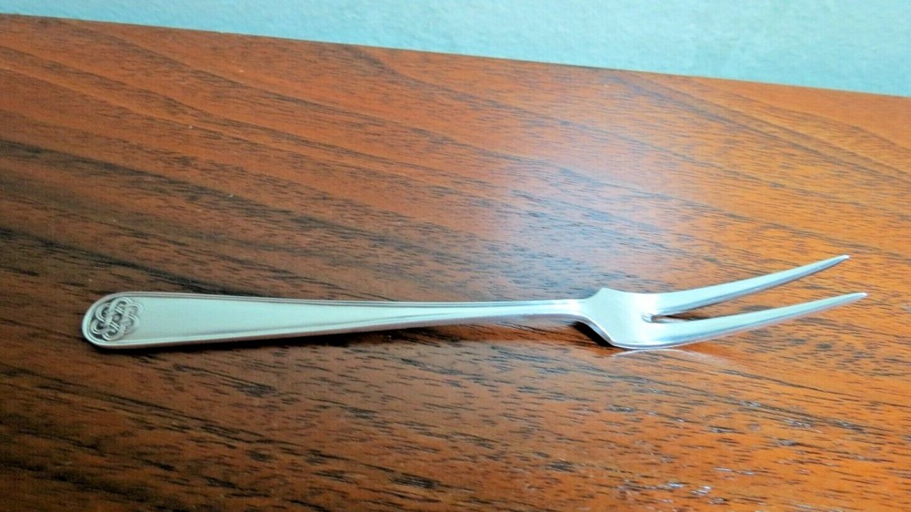 J Tostrup Norwegian Olavsrosen Pattern Pickle Fork