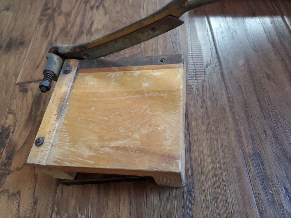 Vintage Mini Paper Cutter