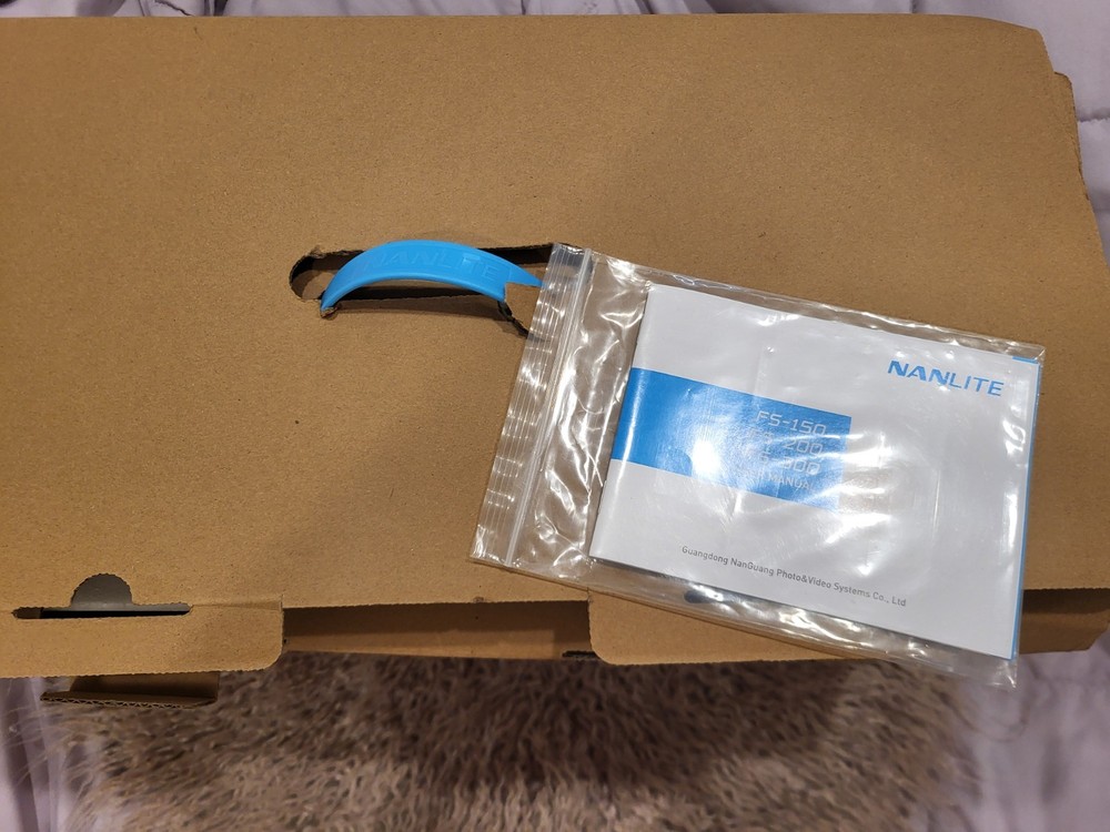 Nanlite FS-200B Bi-Color LED Monolight