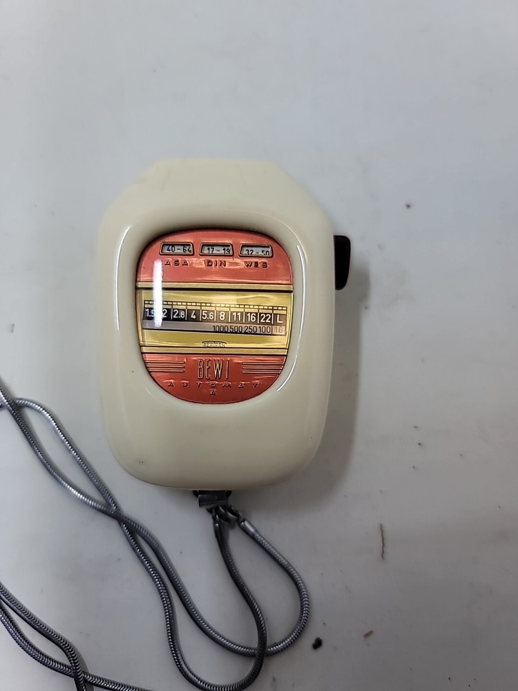 Vintage Bewi Automat Light Meter w/ Bertram Case