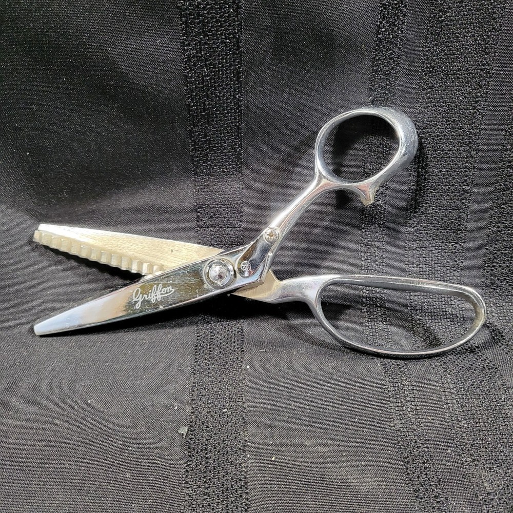 GRIFFON Pinking Shears Model "A" Size 8. Original Box. Vintage