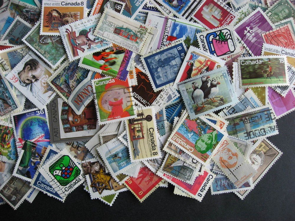 CANADA collection of 1500 different with nice modern, check them out!