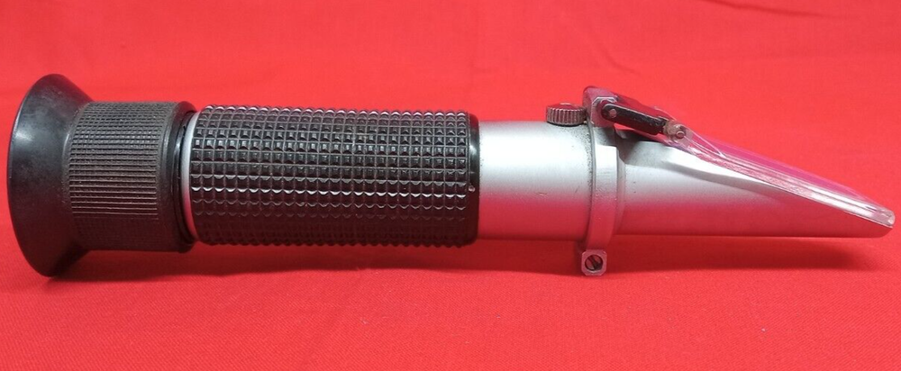 PORTABLE REFRACTOMETER COOLANT TESTER +/-2% RATIO