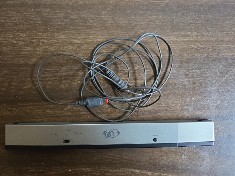 Nintendo Wii Sensor Bar Silver (2009) Mad Catz #5718