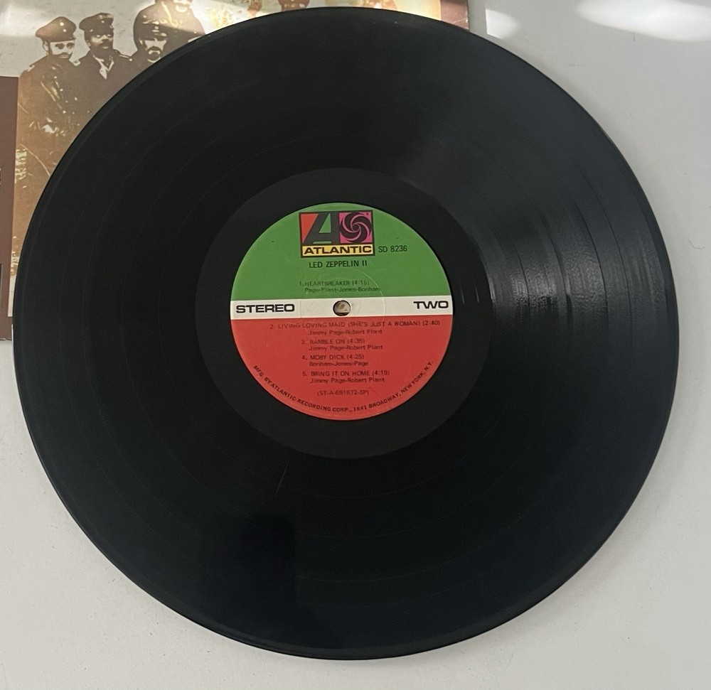 LED ZEPPELIN II Atlantic SD 8236 LP Vinyl Record- Tested Working