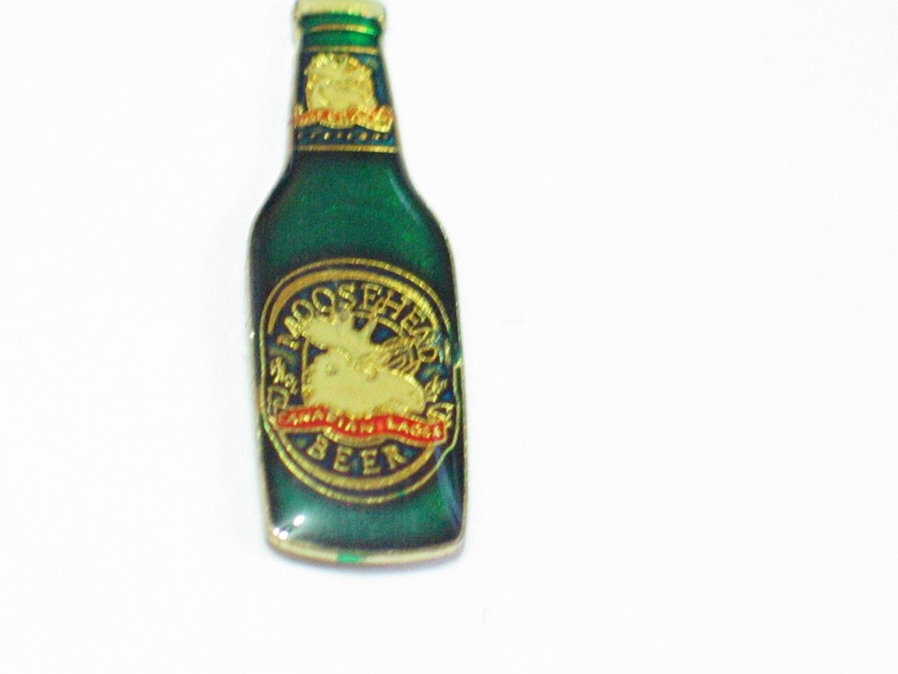 Moosehead Beer Bottle  Pin _ Vintage lapel Pin