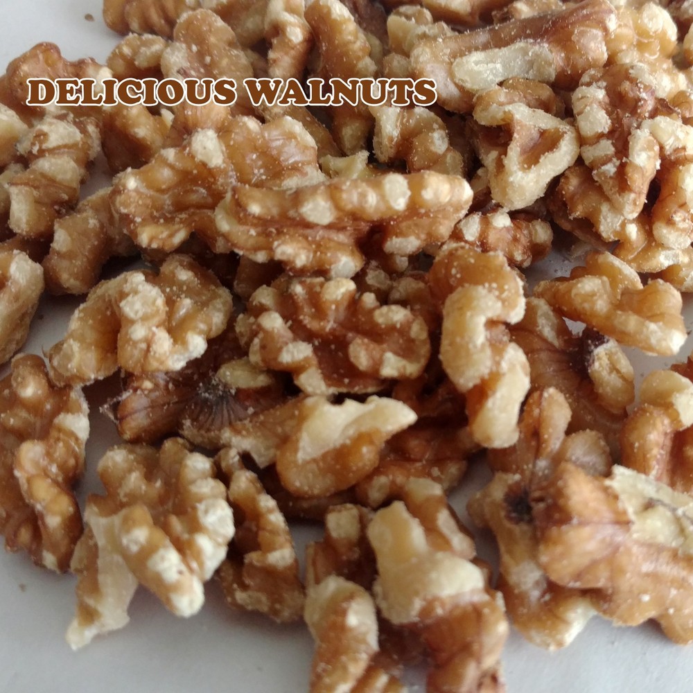 Fresh Walnuts  halves and pieces Raw no shell  Bulk DELICIOUS !