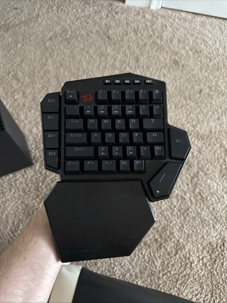 Wireless Optical Gaming Mouse, One handed Keyboard/ With Wrist support