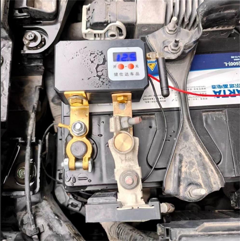 Universal Wireless 2Pcs Remote Control Button / Isolator Master Switch Voltmeter