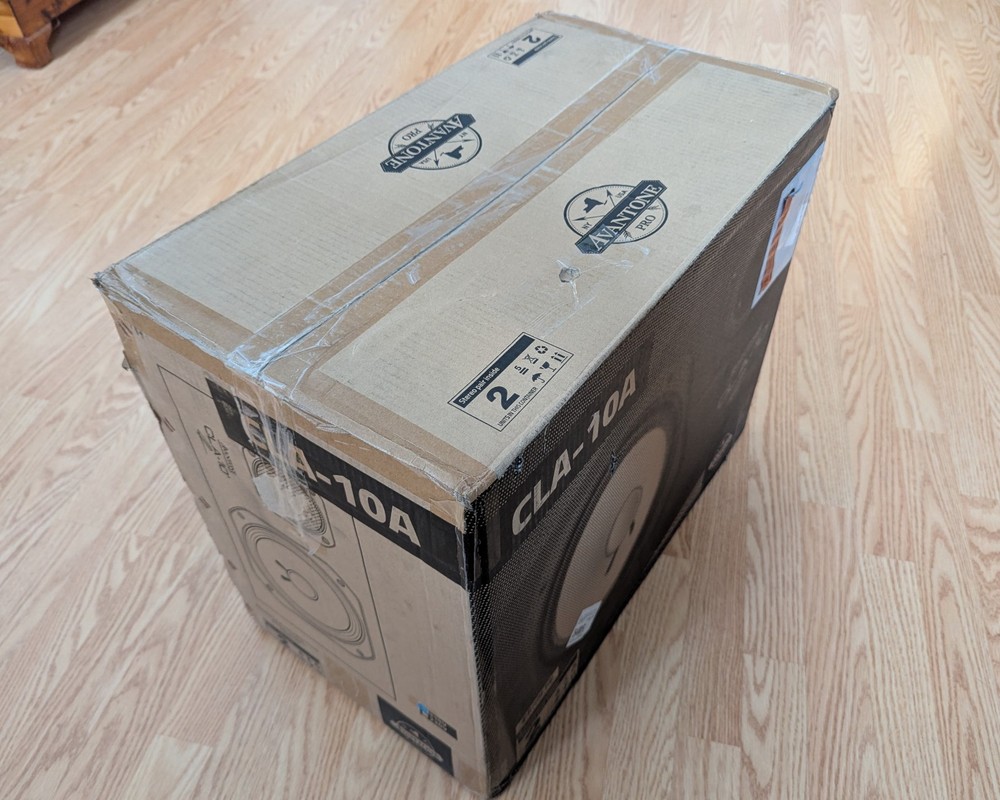 Avantone Pro CLA‑10A Active Studio Monitors – Pair - In Box