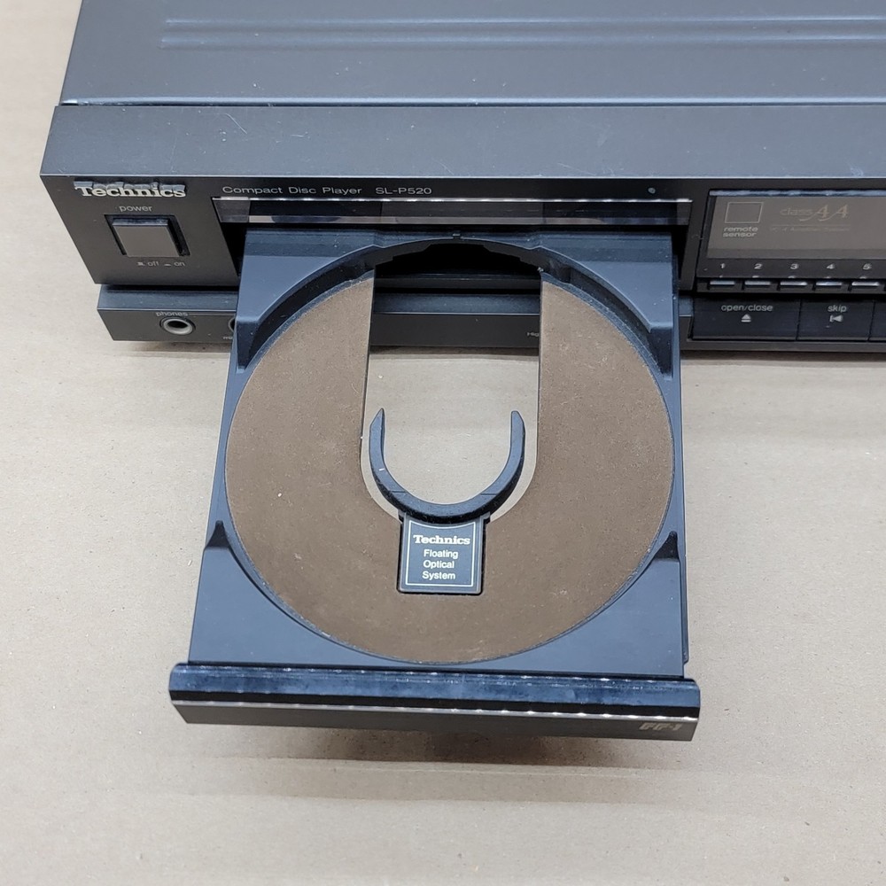 Vintage Technics SL-P520 CD Compact Disc Player NEW DRIVE BELT Tested & Working