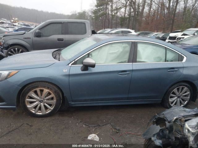 LEGACY 2018 Glove Box 4979045