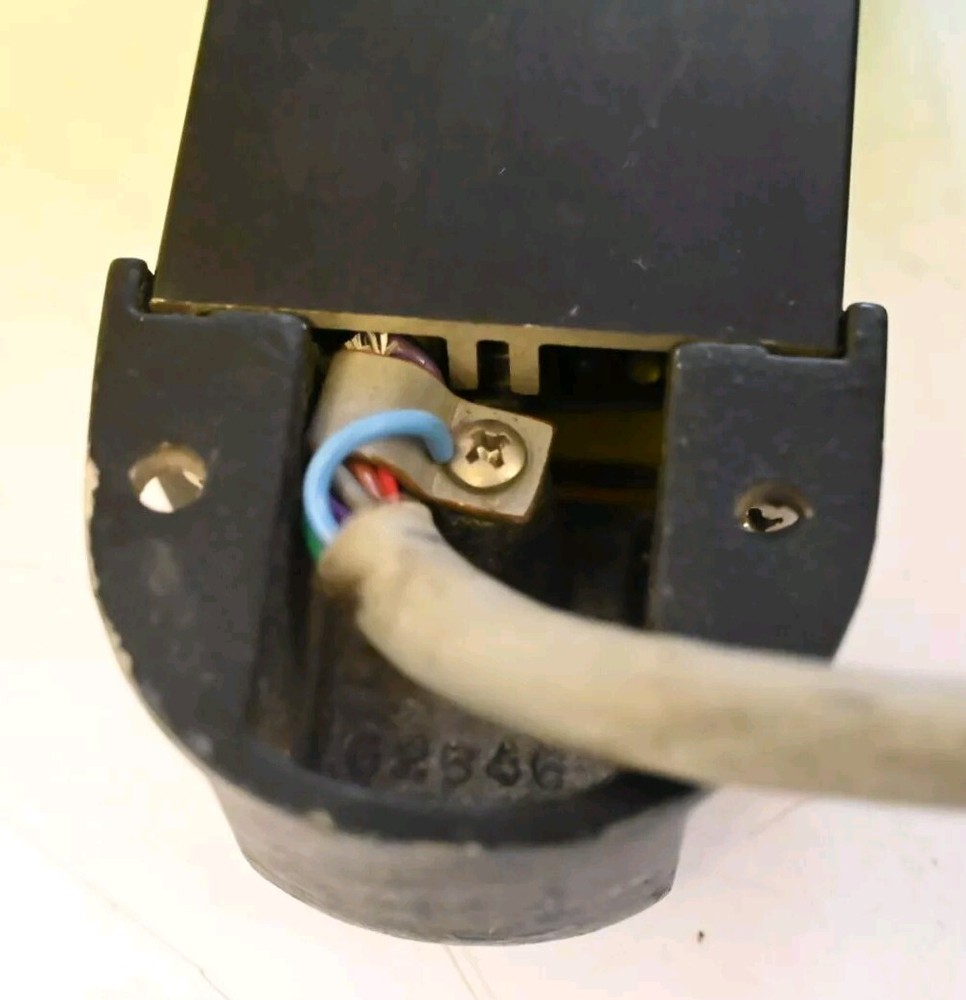 Whelen Light Array BL652L P/N 01-0683419-01 Amber/Yellow