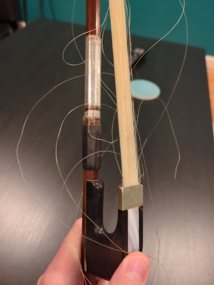 Bass Bow Full Size 29 1/2"