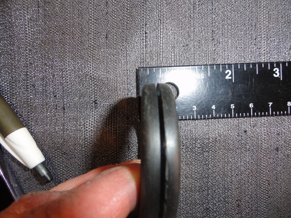 QUANTITY 4 BLACK RUBBER SEALS 2 1/4 INCH DIAMETER
