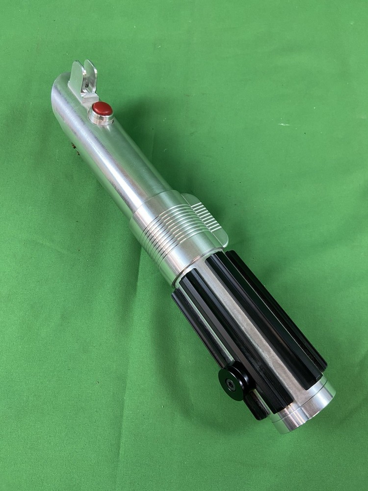 Graflex Replica Lightsaber