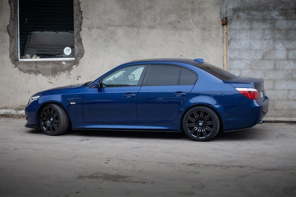 For 5 E60 E61 M Sport Rear bumper Side Splitters flaps ABS Gloss