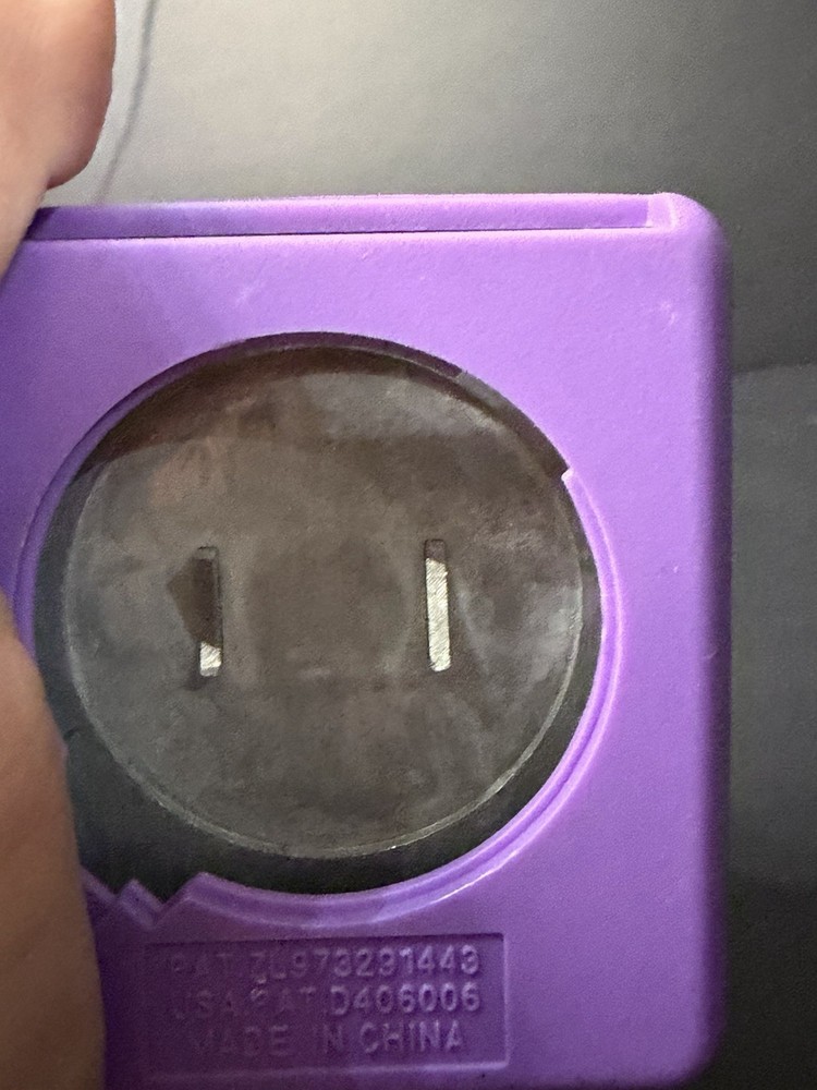 McGill Paper Punch Pause Used