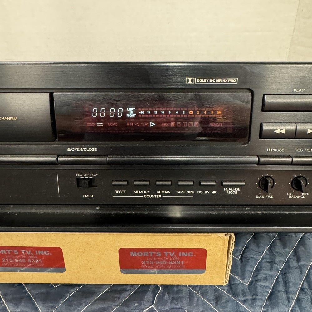 DENON DRR-780 2-HEAD - 2 MOTOR HORIZONTAL LOADING AUTO REVERSE CASSETTE DECK