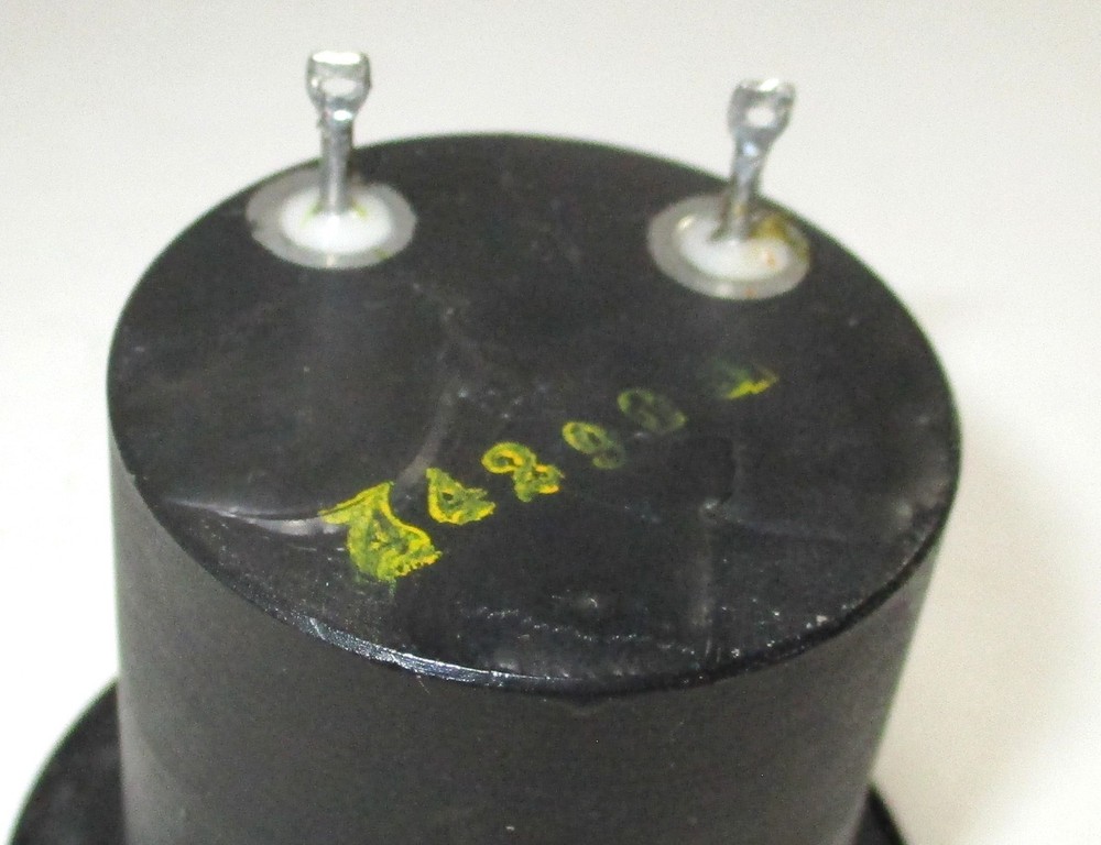 JBT 15-FHAC 60/400 Hz Panel Frequency Meter