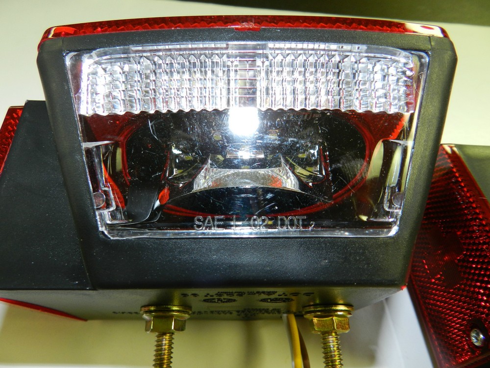 (1) set Trailer under 80" LED Square Tail Light Stud Mount Optronics Submersible