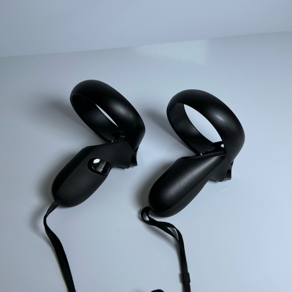 Oculus Rift S PC-Powered VR Gaming Headset Wired Cable Working Tested