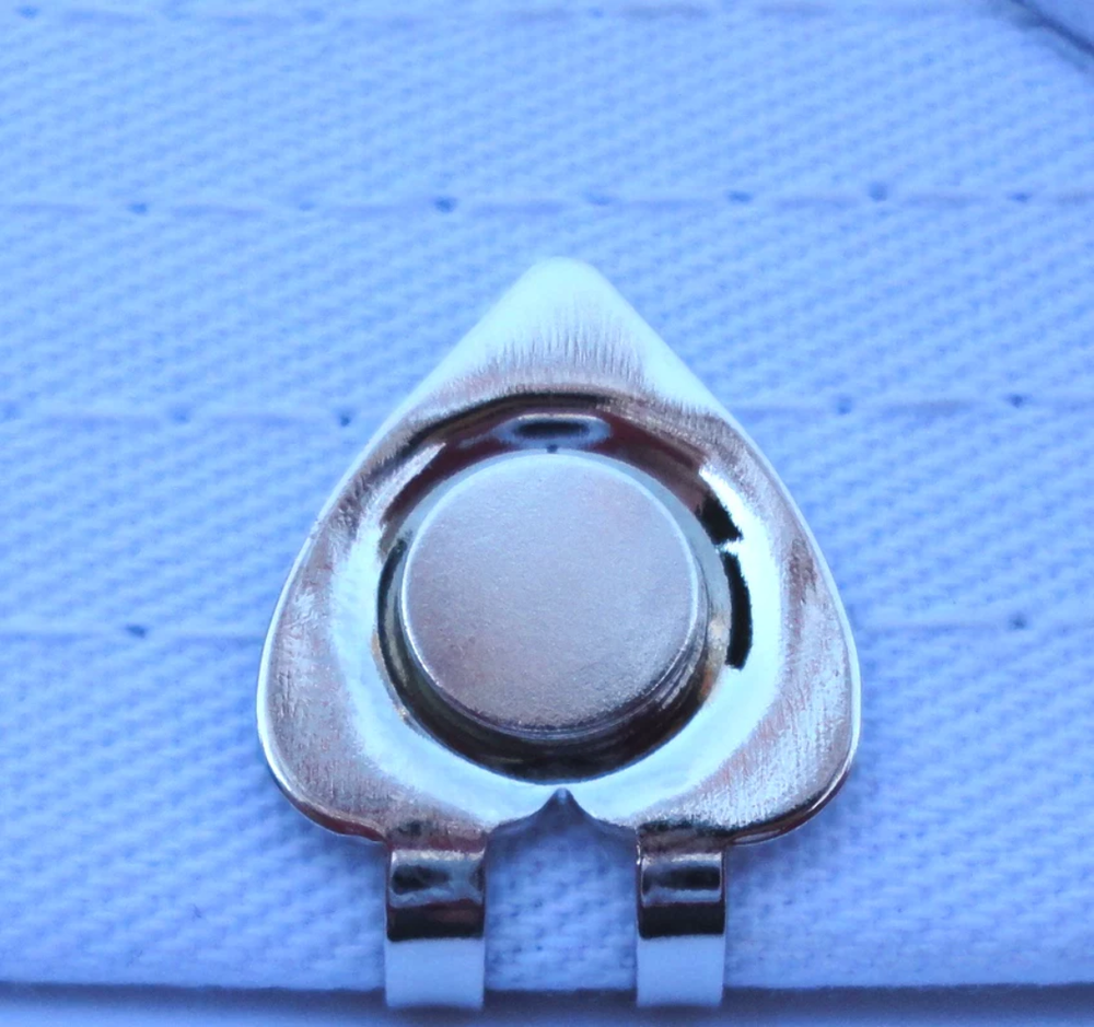 Heart Shaped Magnetic Hat Clip