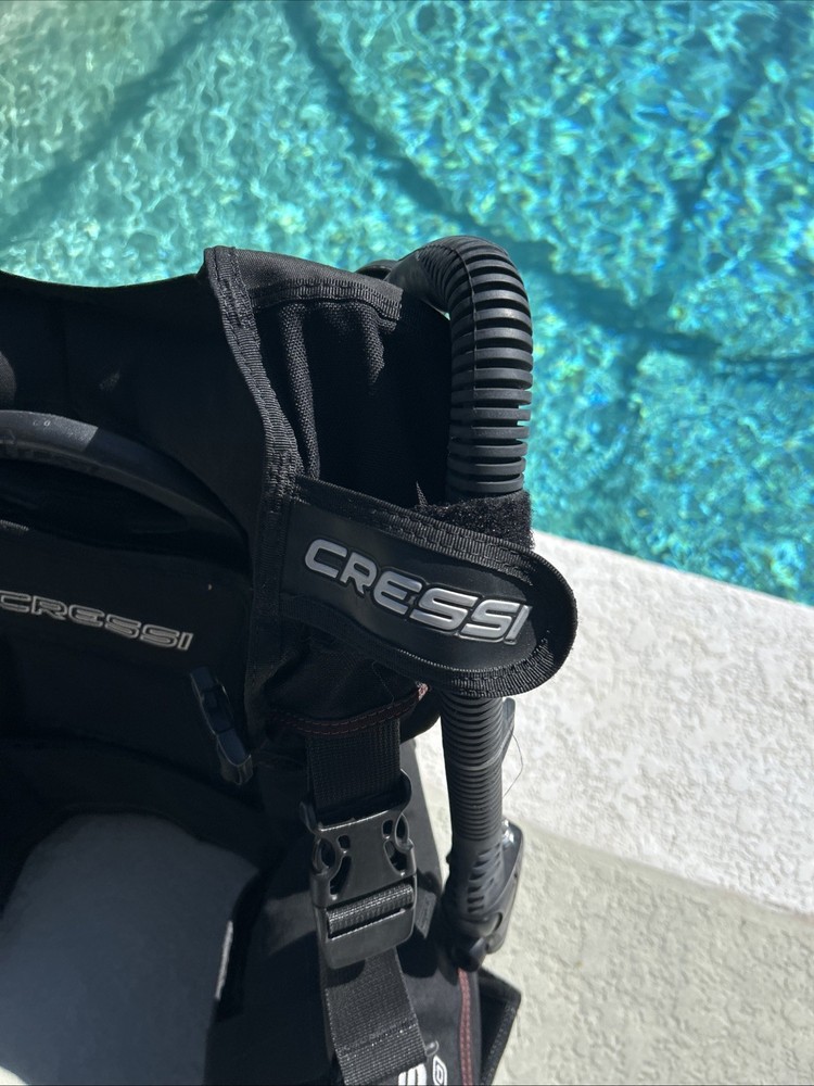 Cressi Start Pro BCD. Size Medium. Scuba Diving.