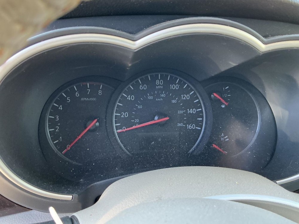 QUEST 2016 Glove Box 5034368