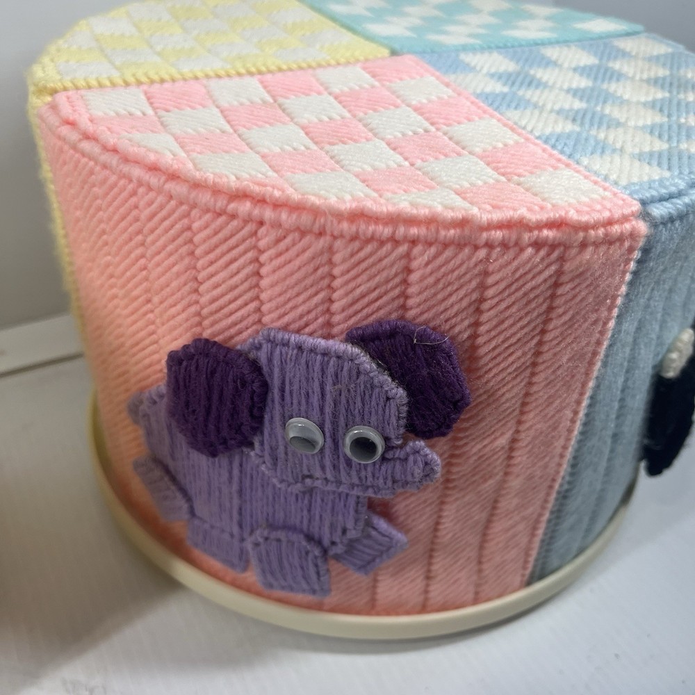 Vintage Handmade YARN Needlepoint Tissue Box Holder Plastic 4 Spinning Container