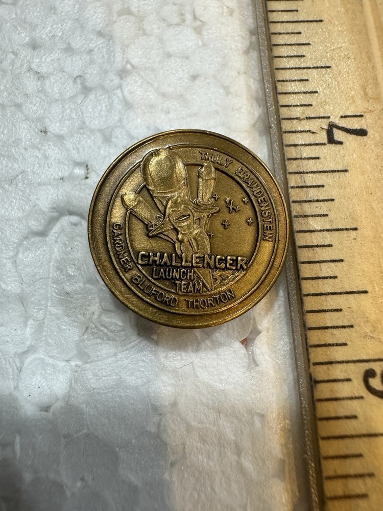 Vintage NASA Space Shuttle Pin - Challenger Launch Team