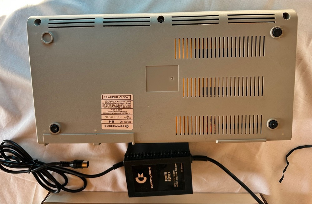 Commodore 64 Personal Computer W/ Original Box - POWERS ON