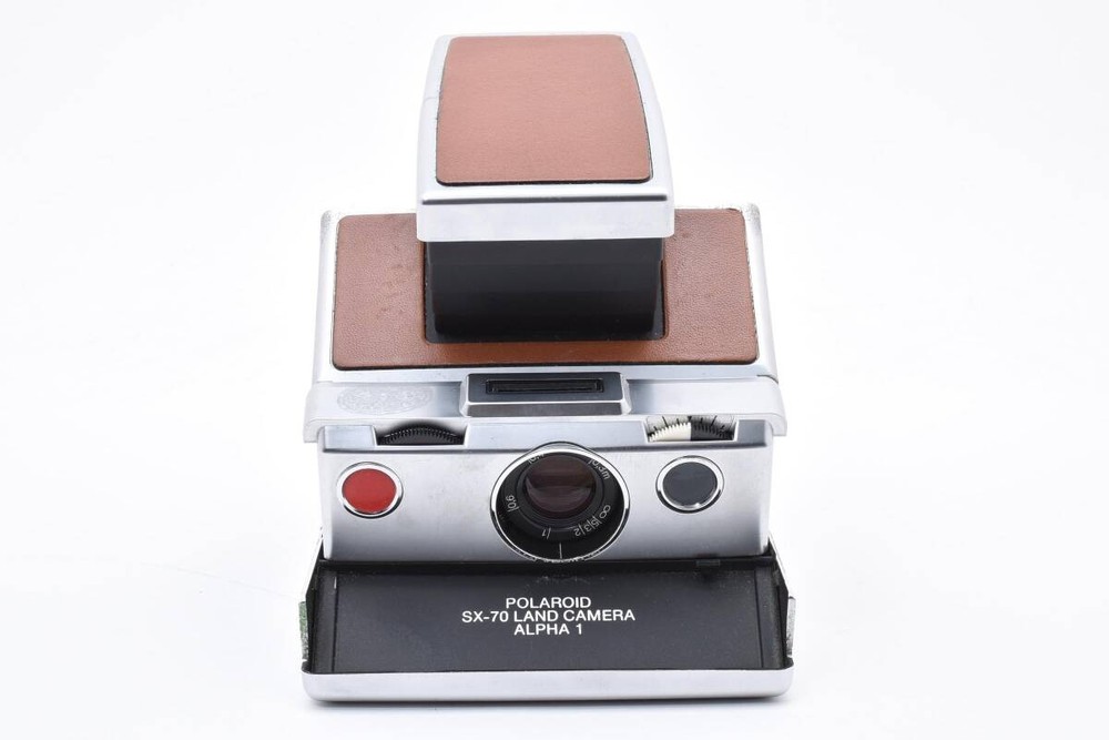 Power on and shutter confirmed. LAND CAMERA SX-70 ALPHA1