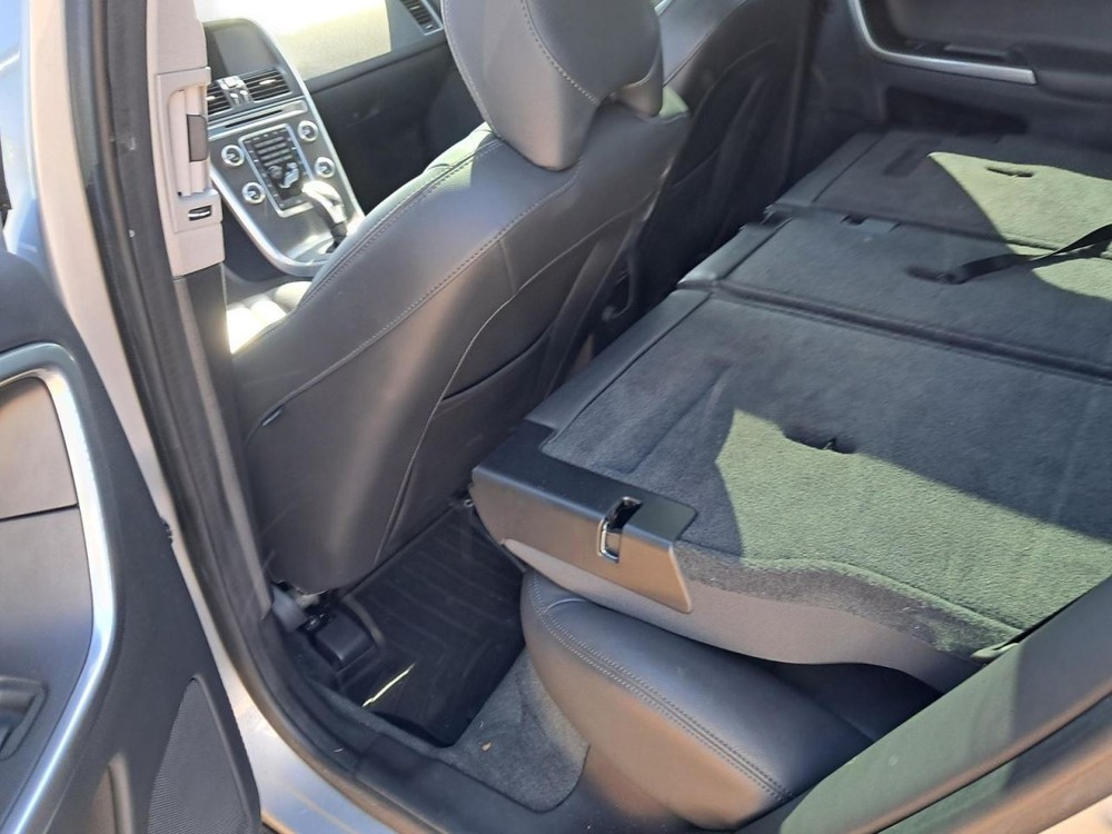 XC60 2015 Glove Box 4827274