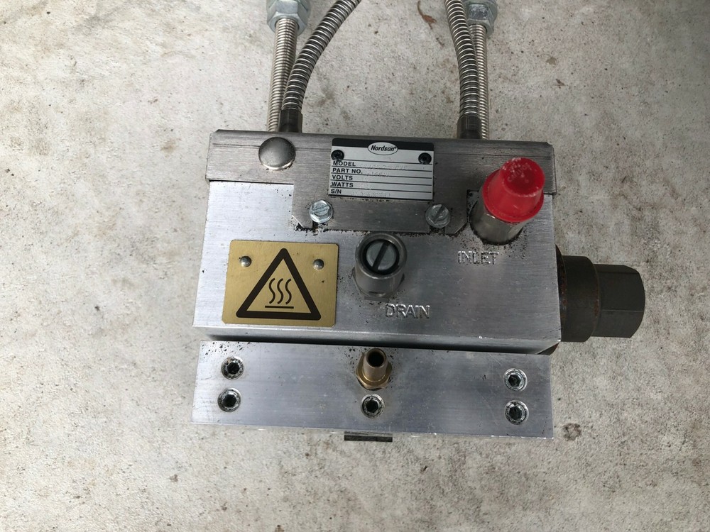 Nordson CC200 Spray Applicator