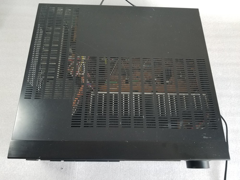Denon AVR-1010 AV Surround Receiver with PHONO INPUT No Remote