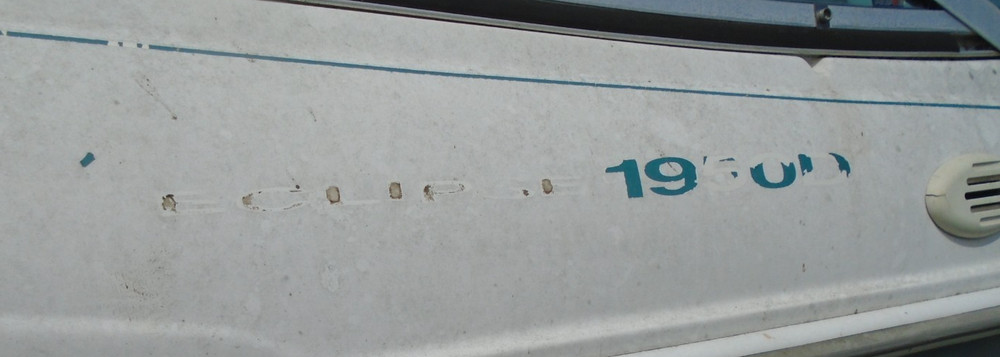 Wellcraft Eclipse 1950 Boat Port Side Windshield, THIS SINGLE PIECE