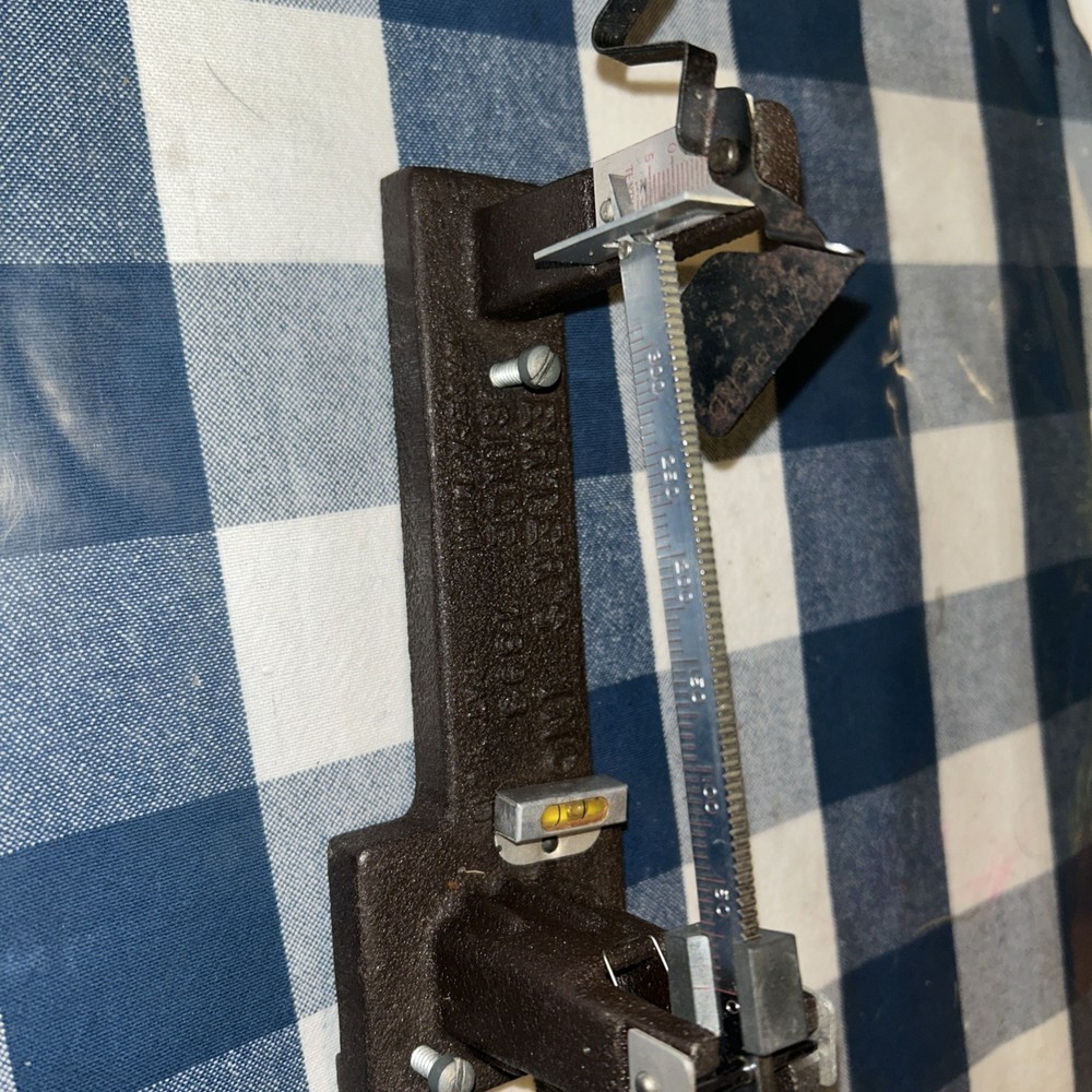 Vintage Herter's Powder Scale