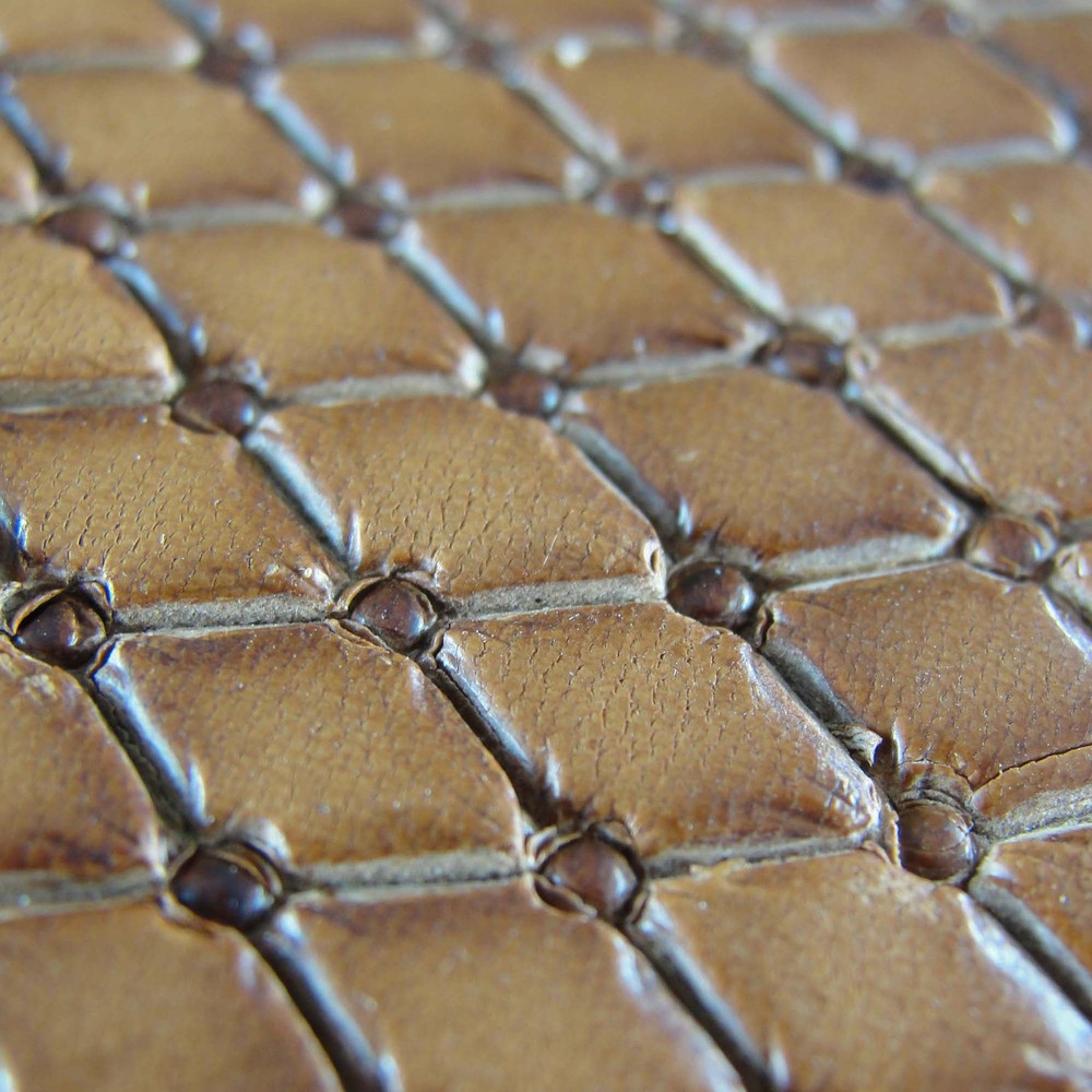 Small Button Tufted/Quilted Pattern Leather Stamp, Stainless Steel Leather Tool