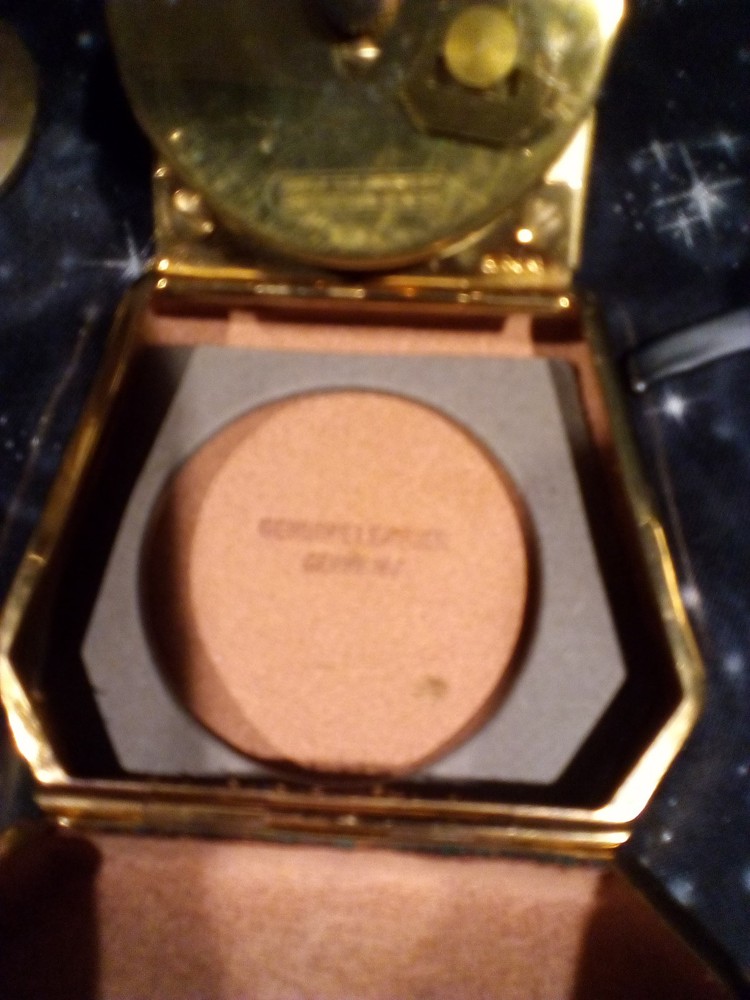 🌌🌌🌠🌌🌌🌛🌌🌌🌌 Rensie 🌠🌌🌳🏠🪟🚪 🪞Travel Alarm Clock🛋️🪑🛏️🕰️🕰️🕕🕔📯