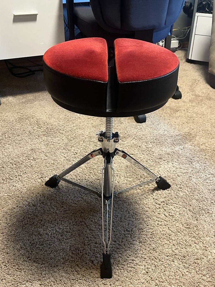 Ahead Spinal G Round Top Throne Red/Black