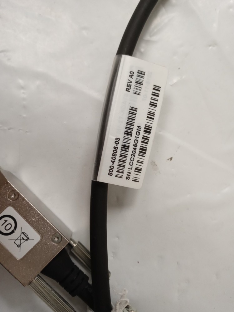 STACK-T2-1M V03 Cisco StackWise Type-2 3.3FT Stacking Cable 800-40806-03