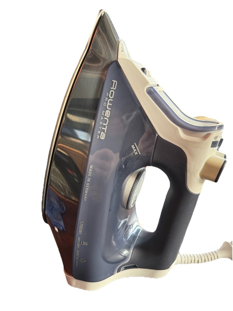 Rowenta Pro Master DW8080 Iron made in Germany