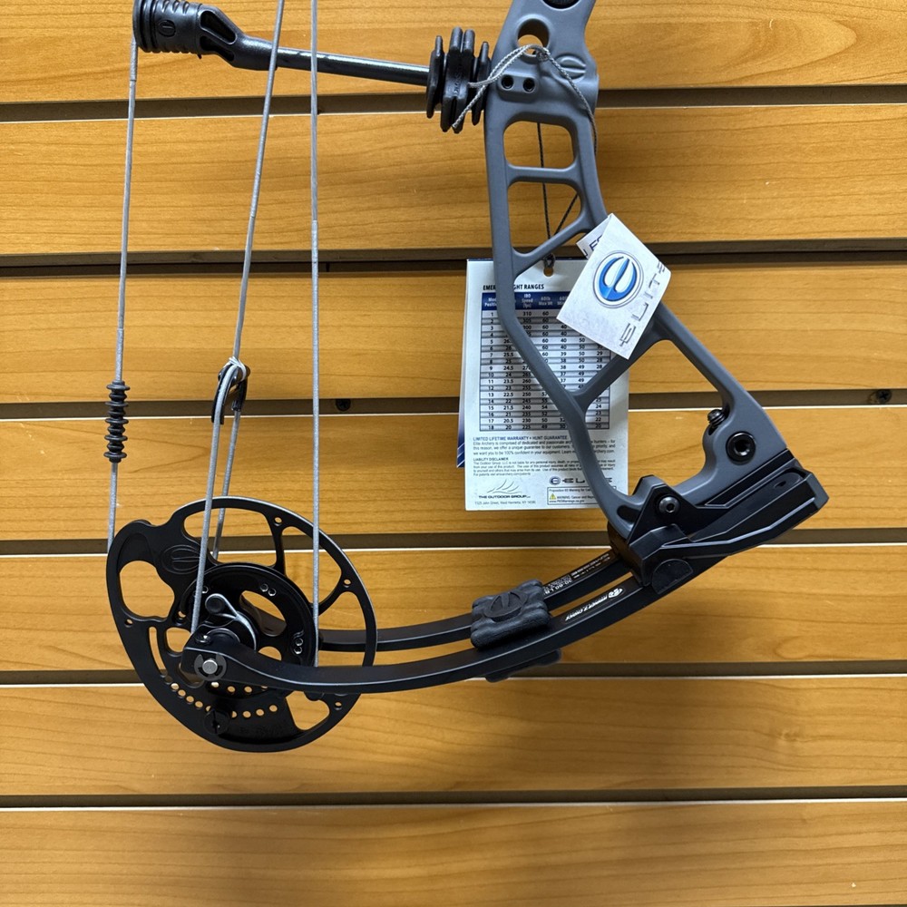 Item 3821 - Elite Archery Compound Bow - Emerse - RH - Slate Grey
