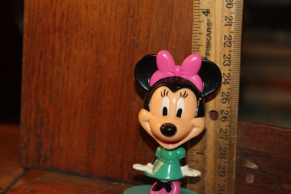 Walt Disney Bobblehead Minnie Mouse