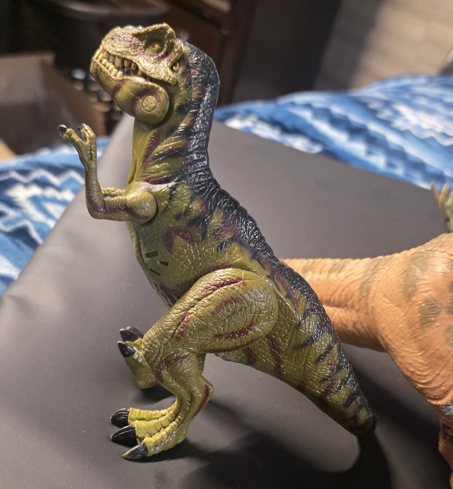 Jurassic ParkDinosaur Electronic Action Figures